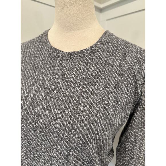 Lululemon Long Sleeve Top - Picture 3 of 9